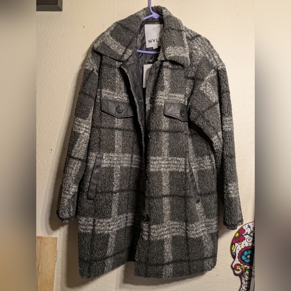 NVLT  Gray Plaid Coat NWT - Picture 2 of 5